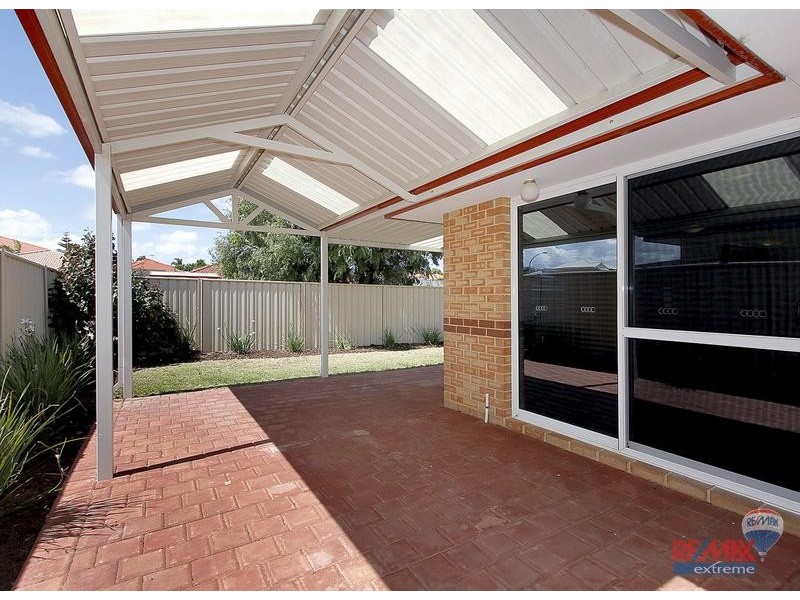 2 Silver Fern Avenue, Currambine WA 6028