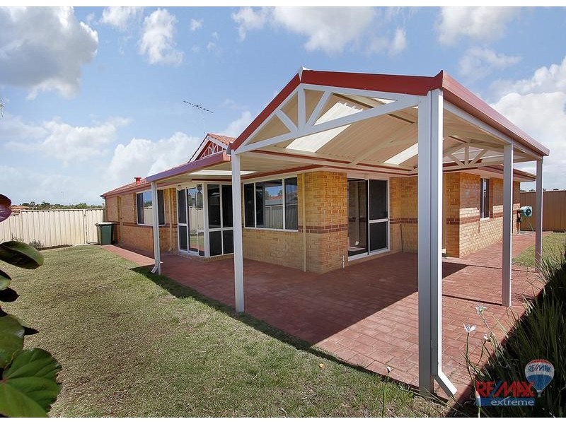 2 Silver Fern Avenue, Currambine WA 6028