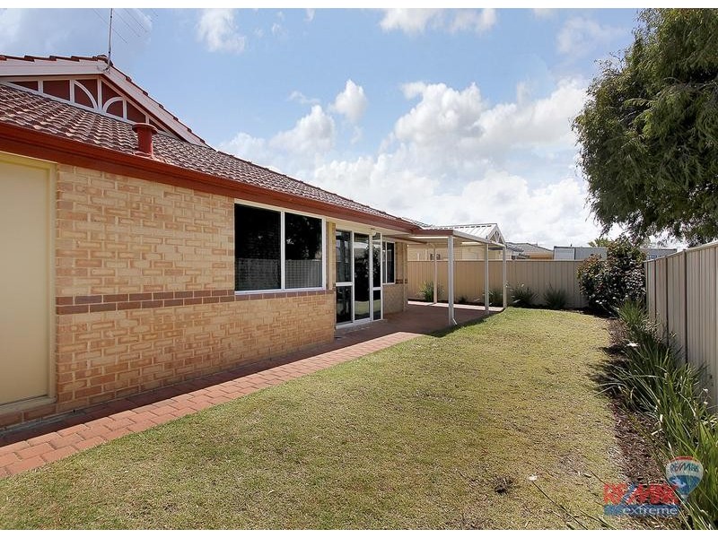 2 Silver Fern Avenue, Currambine WA 6028