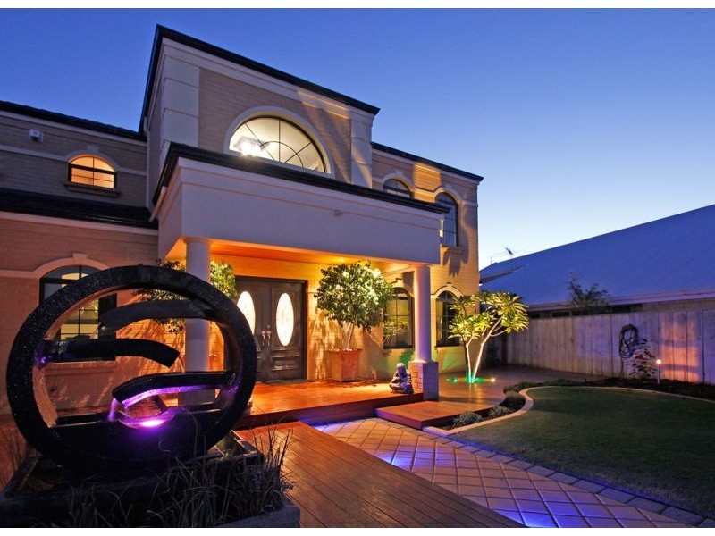 53 Dartmouth Circle, Quinns Rocks WA 6030