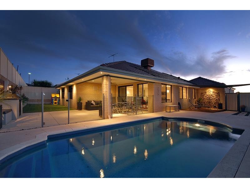 3 Narranbee Ridge, Tapping WA 6065