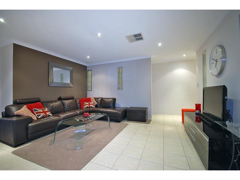 3 Narranbee Ridge, Tapping WA 6065