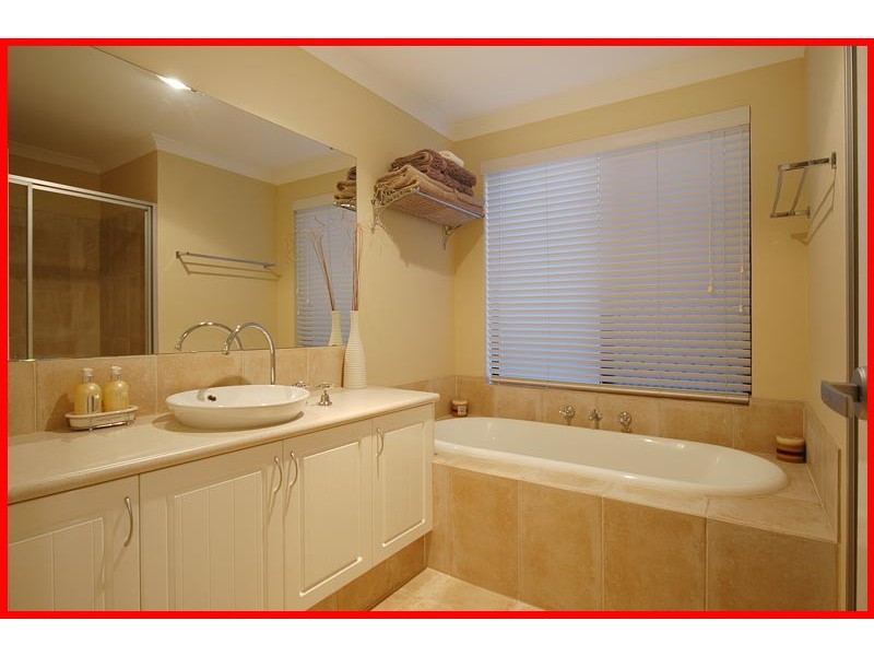 36 Kahana Parkway, Butler WA 6036