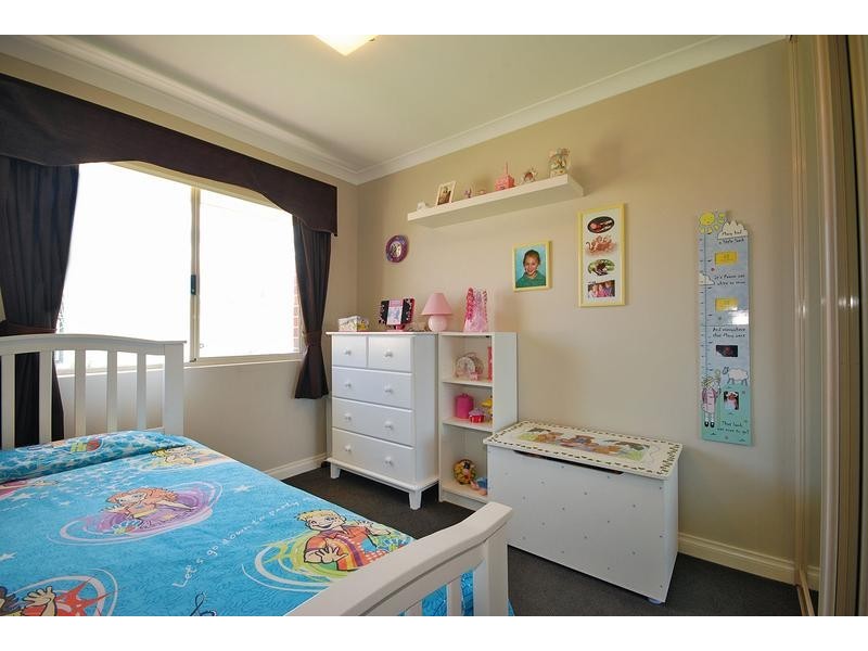 15 Woodbine Loop, Tapping WA 6065