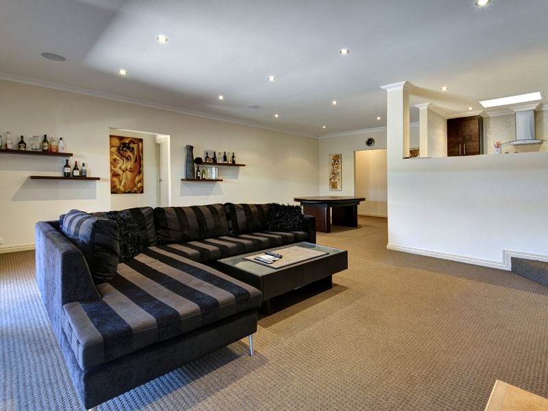 26 Wallangarra Court, Kingsley WA 6026