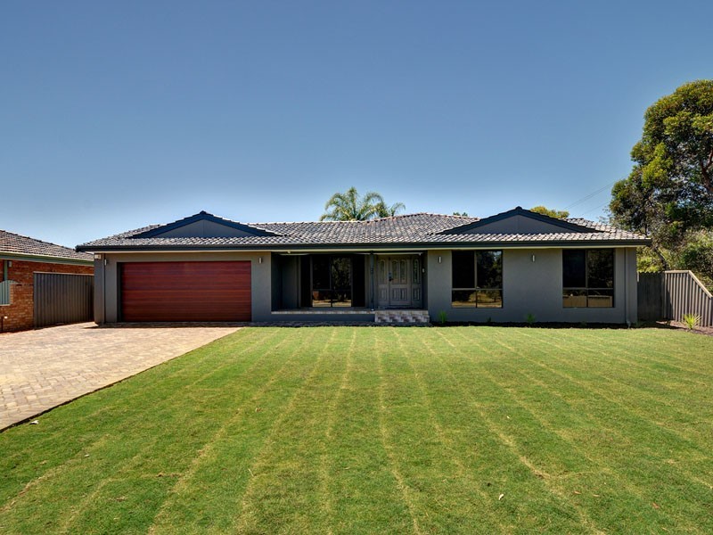 26 Wallangarra Court, Kingsley WA 6026