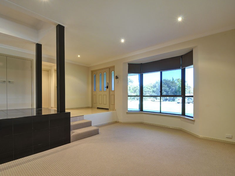 26 Wallangarra Court, Kingsley WA 6026