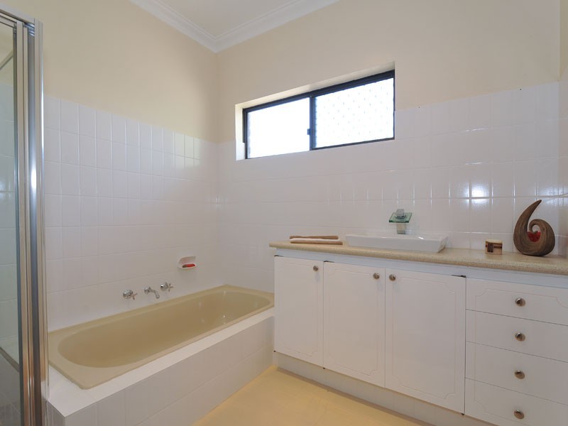 26 Wallangarra Court, Kingsley WA 6026