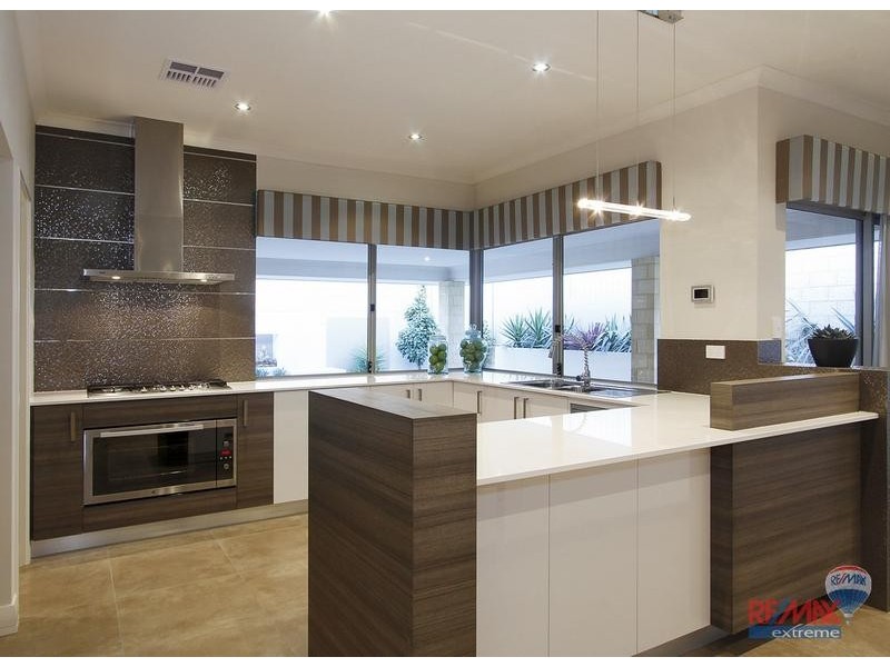 17 Shipmaster Avenue, Alkimos WA 6038