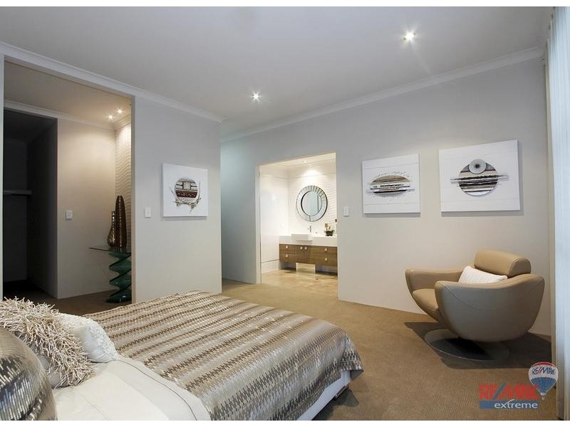 17 Shipmaster Avenue, Alkimos WA 6038