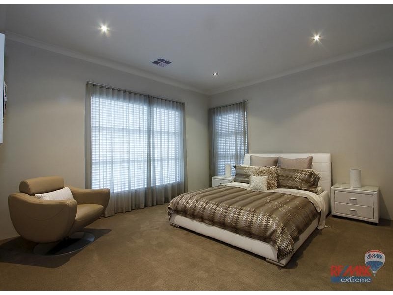 17 Shipmaster Avenue, Alkimos WA 6038