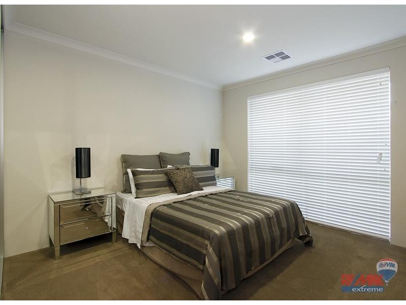 17 Shipmaster Avenue, Alkimos WA 6038