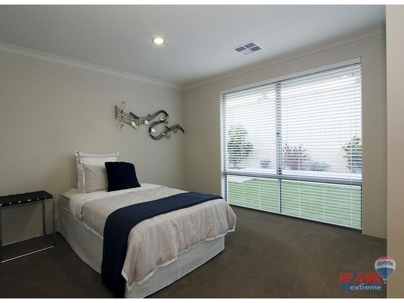 17 Shipmaster Avenue, Alkimos WA 6038