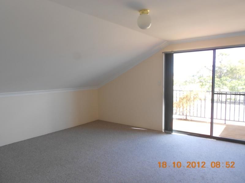 28 Worcestor Loop, Butler WA 6036