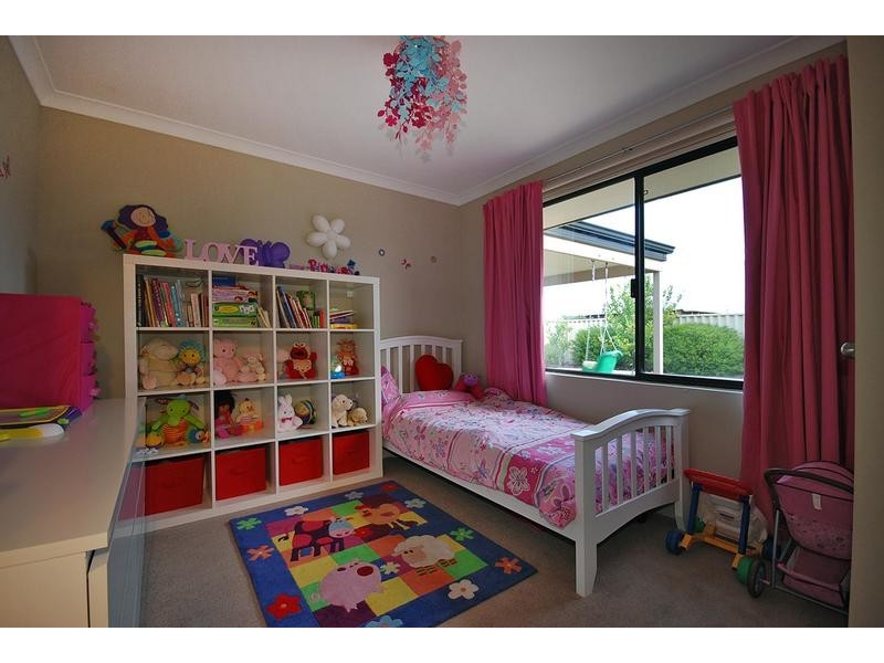 10 Boncath Road, Butler WA 6036