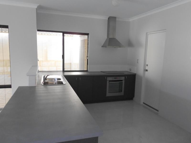 5 Myrlea Trail, Alkimos WA 6038