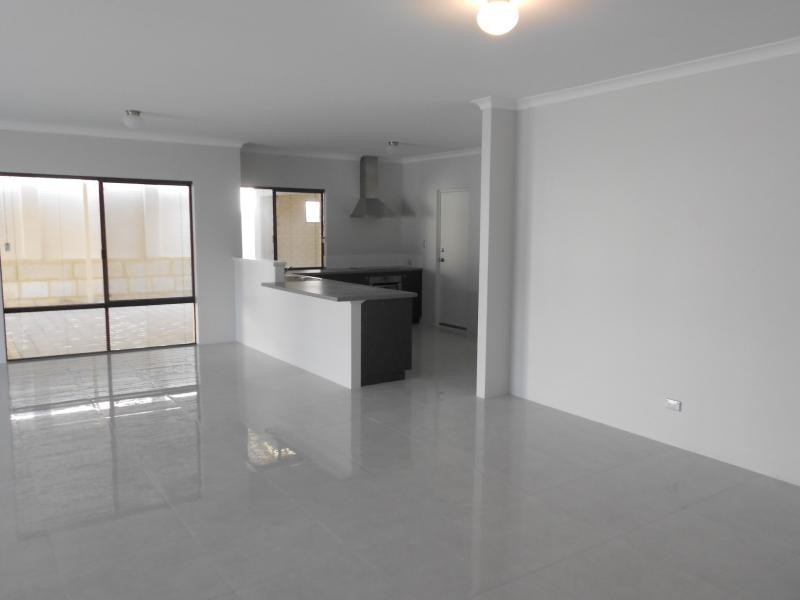 5 Myrlea Trail, Alkimos WA 6038