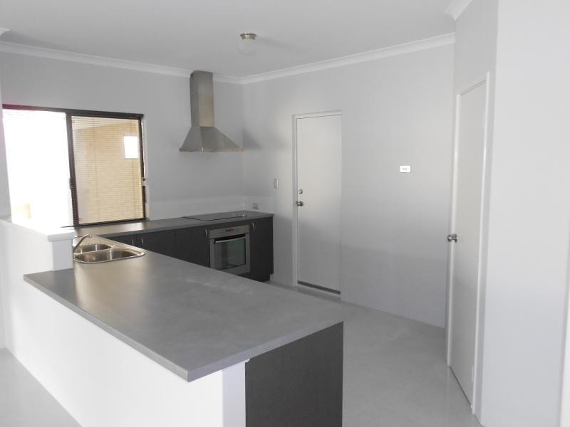 5 Myrlea Trail, Alkimos WA 6038