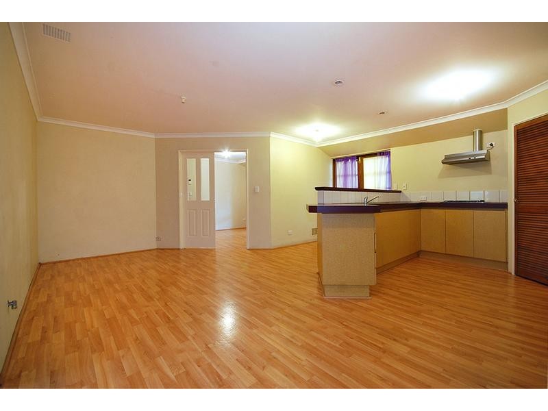 23 Griffiths Rd, Sinagra WA 6065