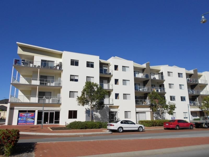 22/88 Lakeside Drive, Joondalup WA 6027