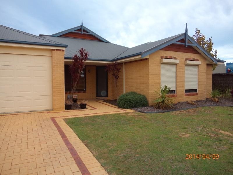 18 Woodstock Way, Butler WA 6036