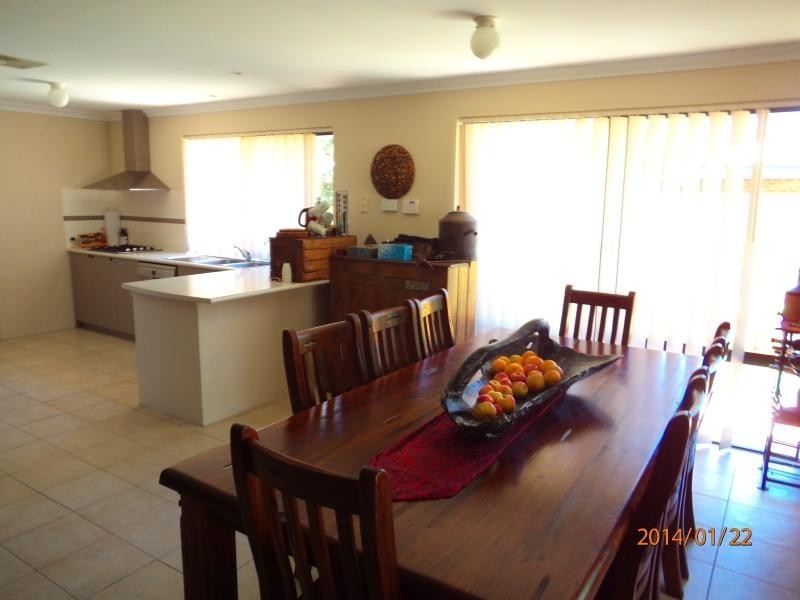 18 Woodstock Way, Butler WA 6036