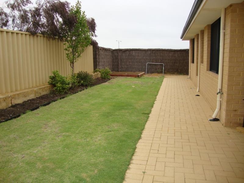 18 Woodstock Way, Butler WA 6036