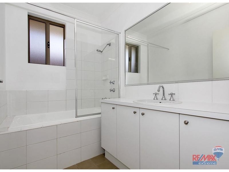 3 Chianti Court, Pearsall WA 6065