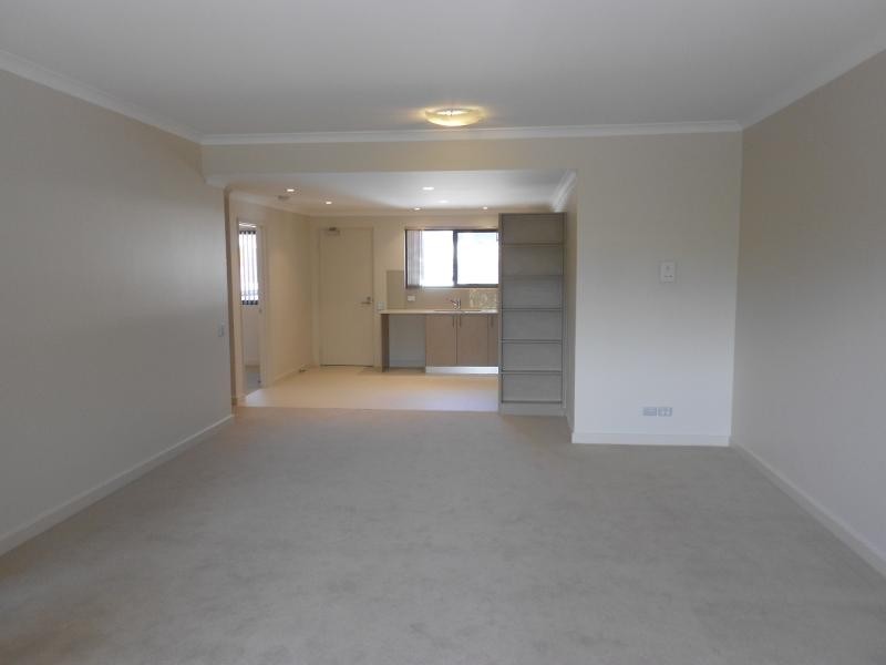 9/1 Walsh Loop, Joondalup WA 6027