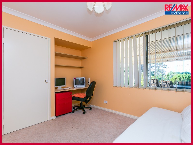 32 Pacific Way, Beldon WA 6027