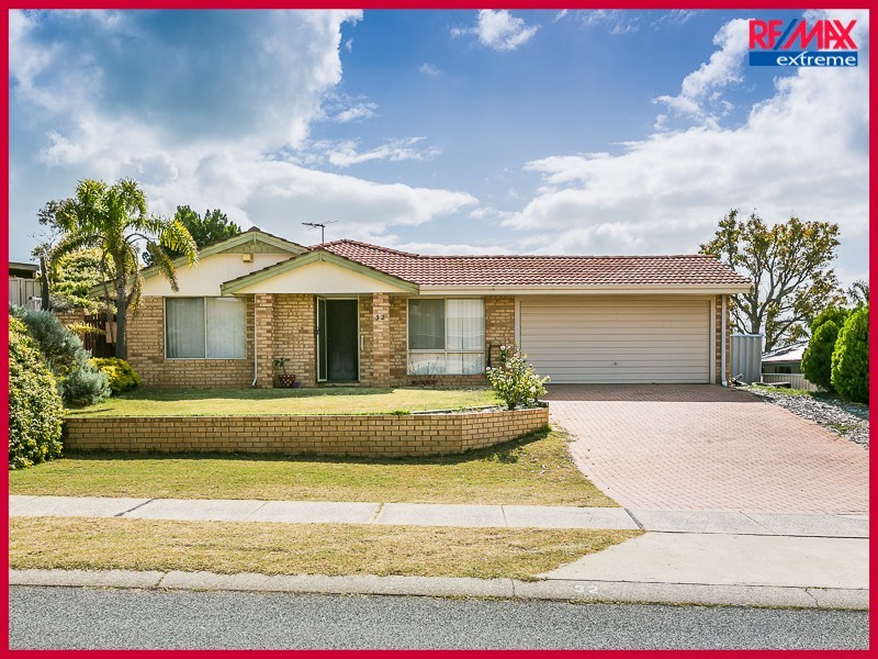 32 Pacific Way, Beldon WA 6027