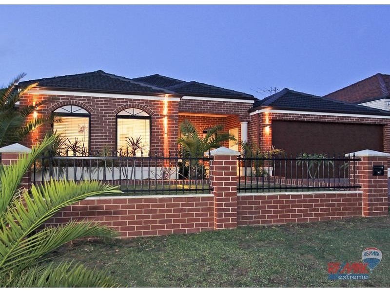 38 Hampshire Drive, Jindalee WA 6036