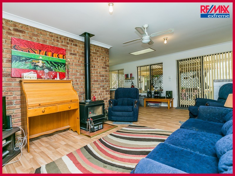 2 Telstar Place, Heathridge WA 6027