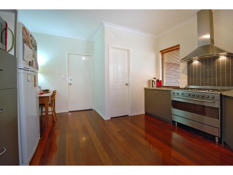 24 Litchfield Crescent, Carramar WA 6031