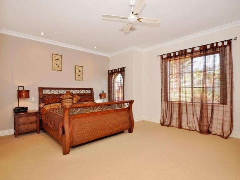 9 Caldera Close, Mindarie WA 6030