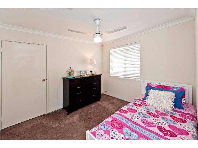 30 Curtin Road, Marangaroo WA 6064