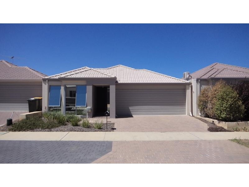 8 Ortley Way, Butler WA 6036