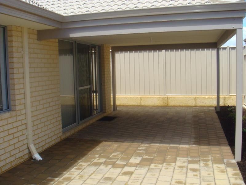 8 Ortley Way, Butler WA 6036