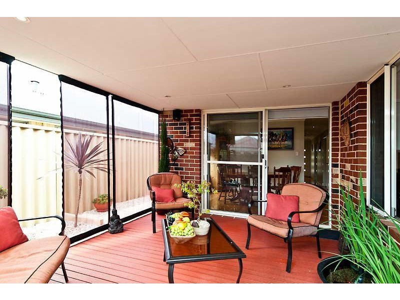 121 Rosegreen, Butler WA 6036