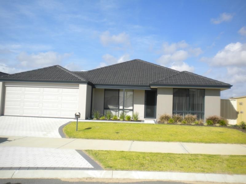 21 Redington Drive, Butler WA 6036