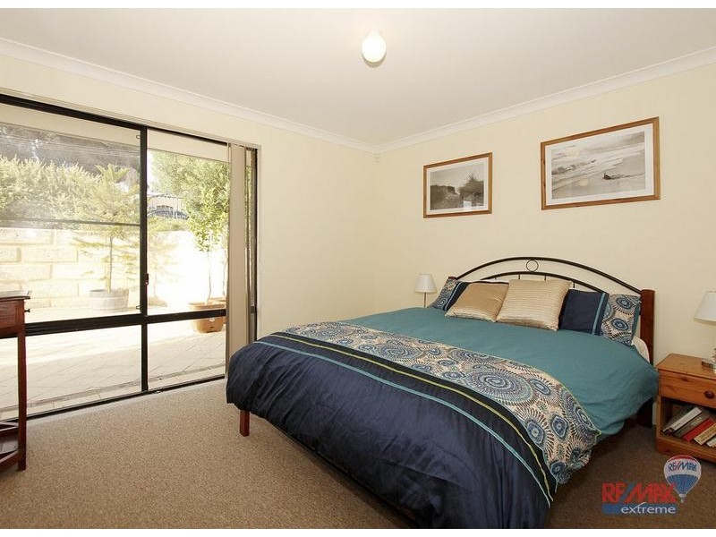 10 Mitchell Place, Two Rocks WA 6037