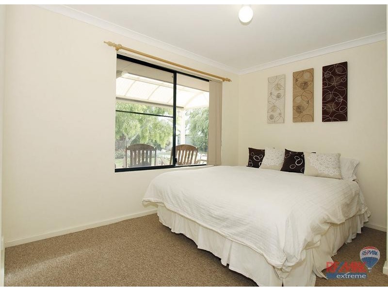 10 Mitchell Place, Two Rocks WA 6037