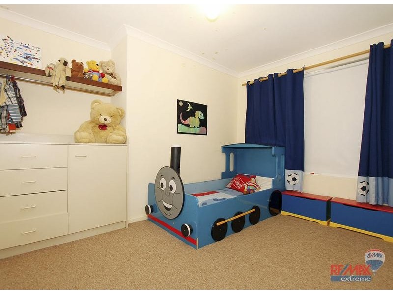 10 Mitchell Place, Two Rocks WA 6037