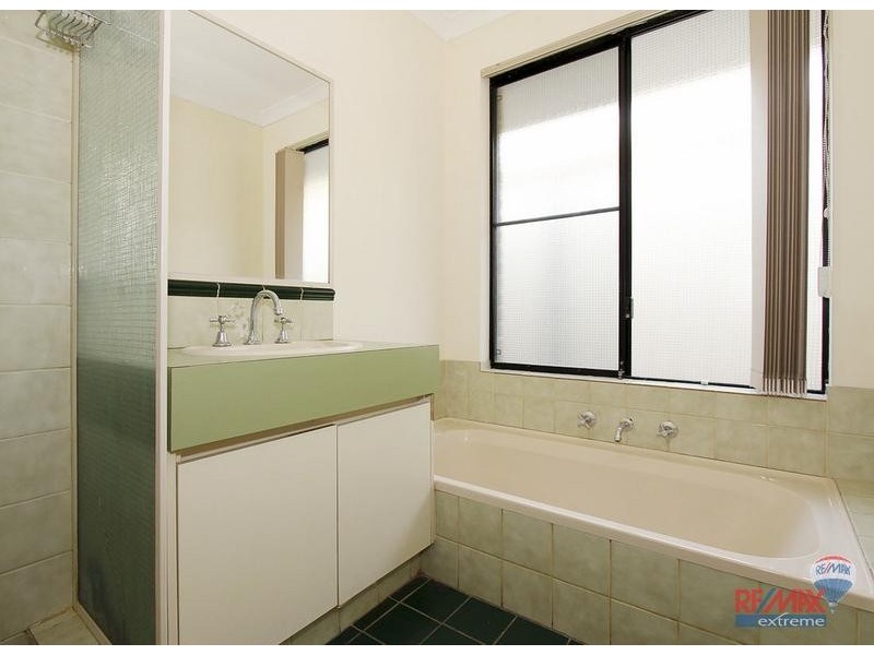 10 Mitchell Place, Two Rocks WA 6037