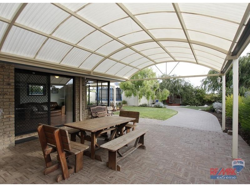 10 Mitchell Place, Two Rocks WA 6037