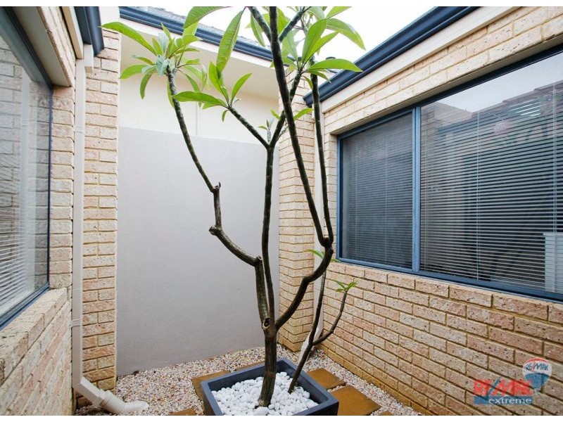 15 Nottinghill Street*, Joondalup WA 6027