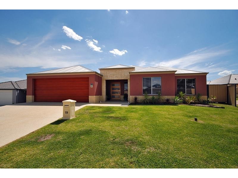 19 Coot Way, Tapping WA 6065