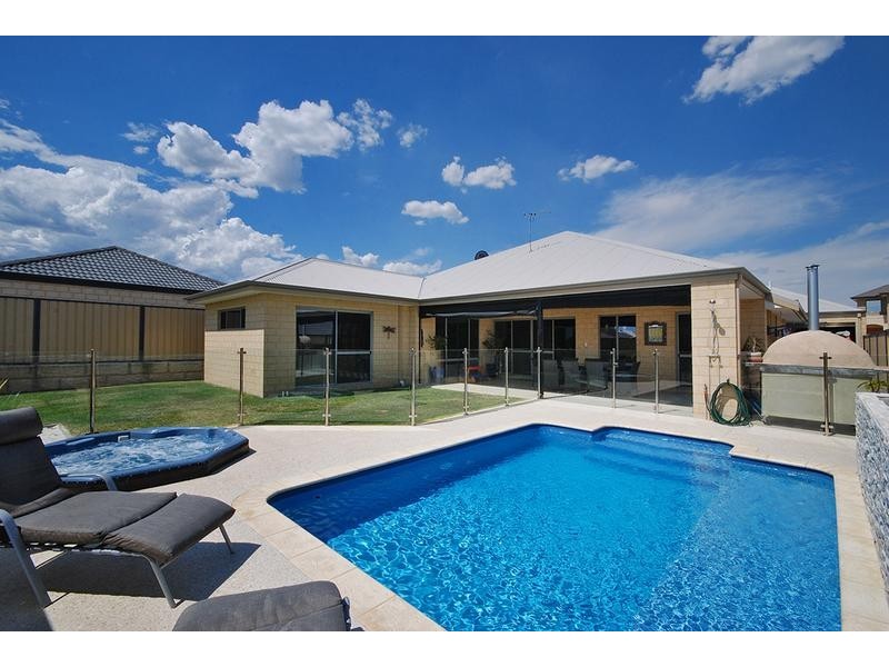 19 Coot Way, Tapping WA 6065