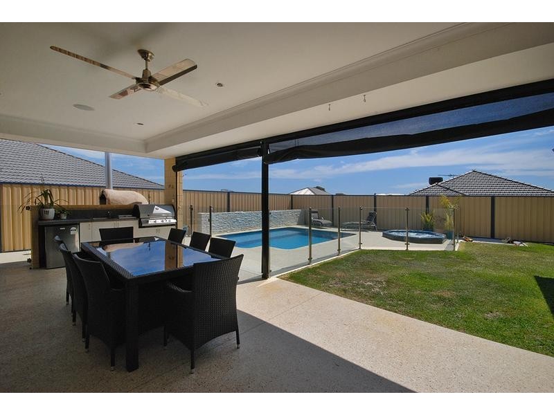 19 Coot Way, Tapping WA 6065