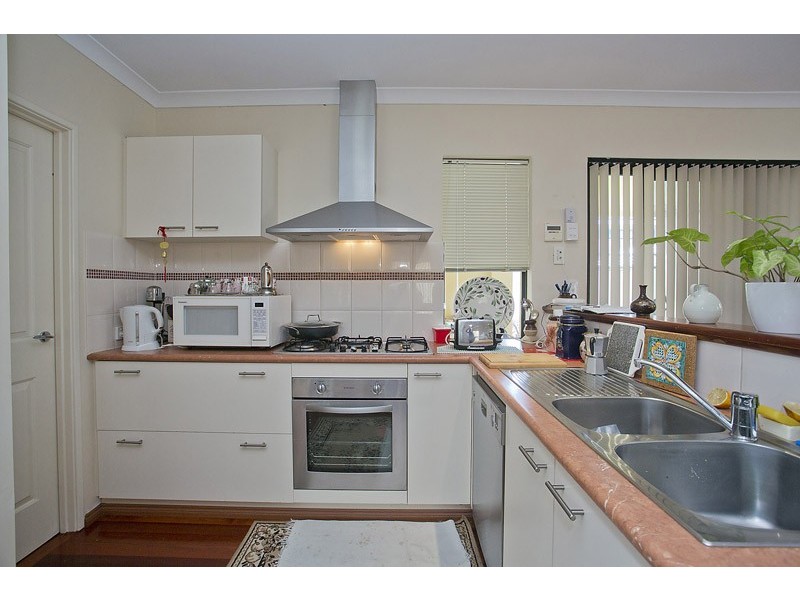 17B Charles Street, Karrinyup WA 6018